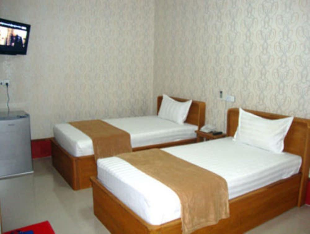 Aung Tha Pyay Hotel 3 Yangon Exterior photo
